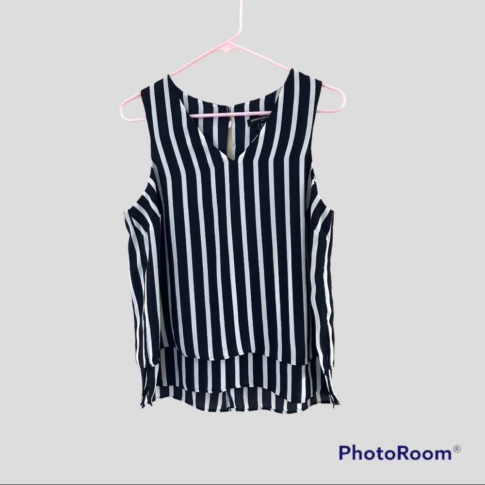 Banana Republic sleeveless navy blue/white striped 2 tiered blouse, size M